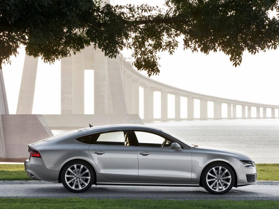  Audi A7 Sportback 3.0 TDI Quattro 2010 года  (фото 25 из 45)